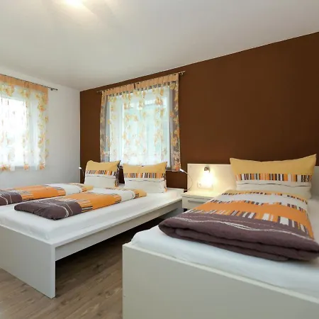 بيت للعطل Rich Holiday With Sauna Garden Valley Views In *