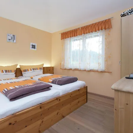 بيت للعطل Rich Holiday With Sauna Garden Valley Views In إتيير